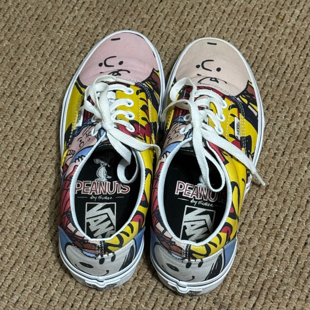Women's Vans Peanuts Charlie Brown Sneakers Size 7 Yellow Pink - Picture 5 of 11